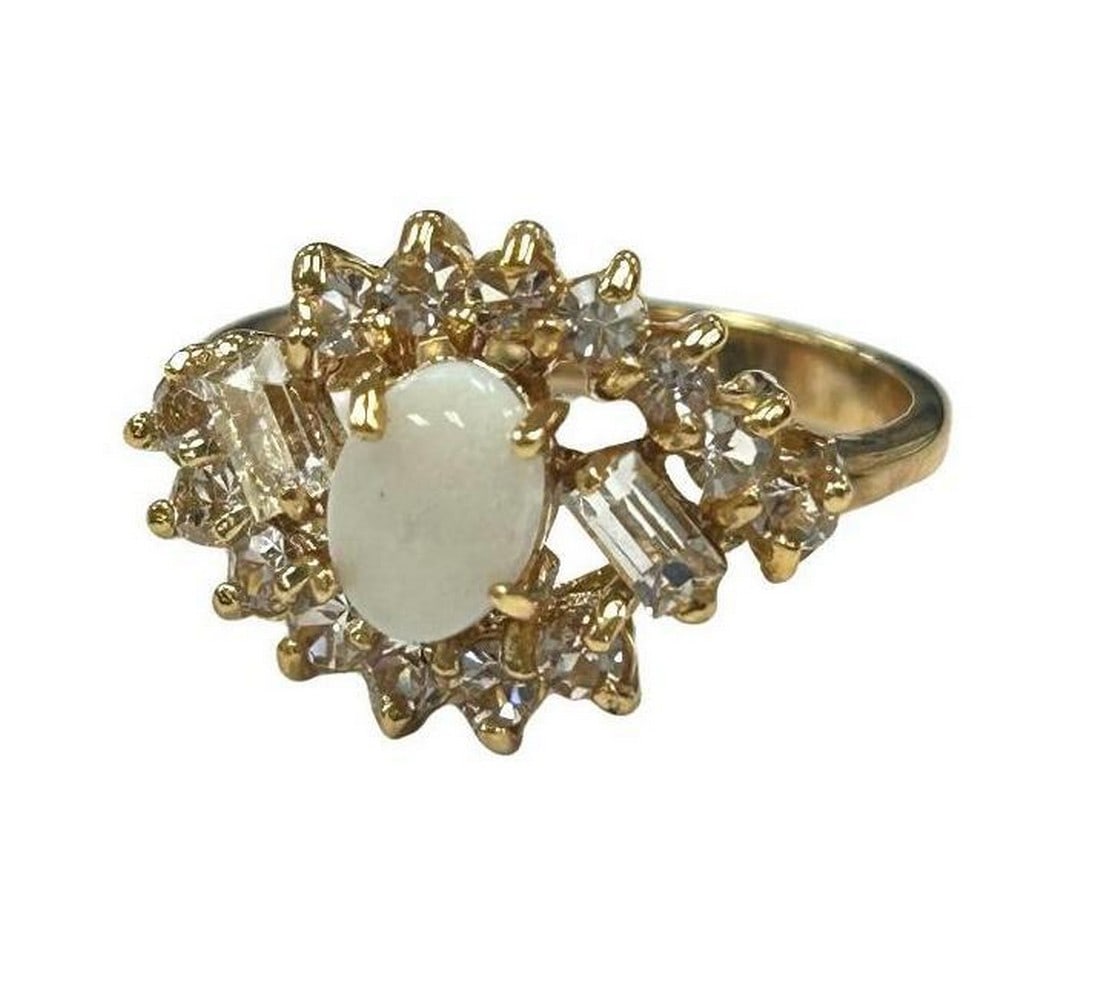 Size 7 Gleaming Luster Crystal Studded 18KTGP Ring (1 of 3)