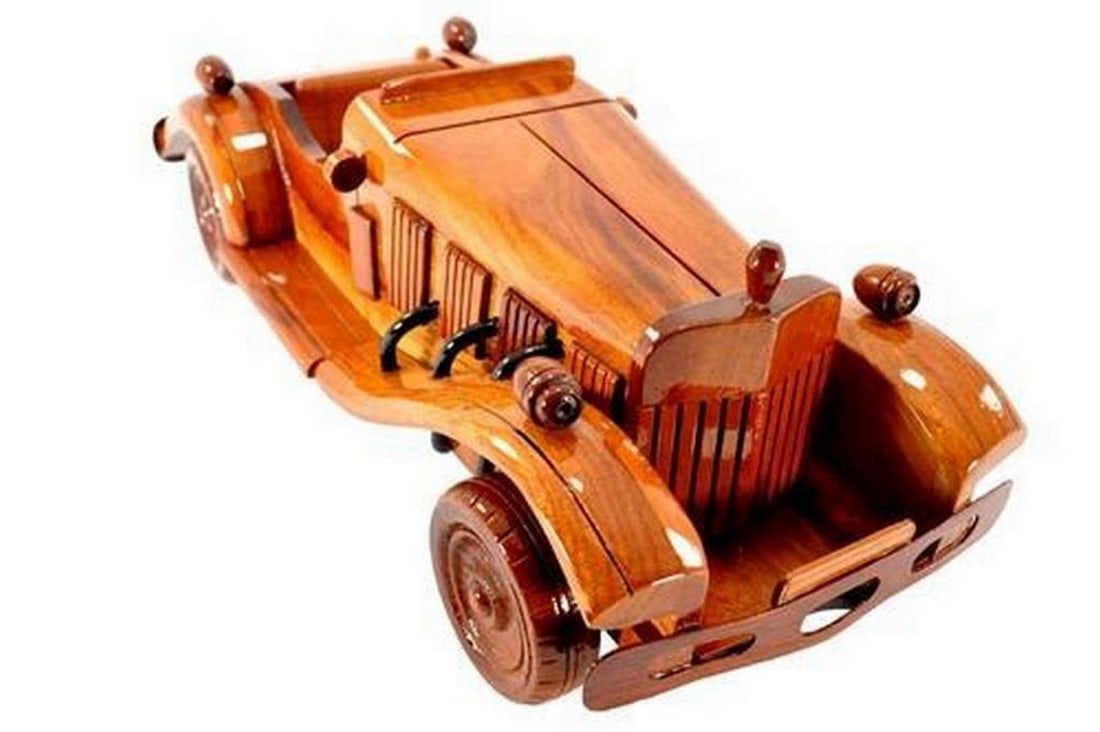 Classic Vintage Car - 4