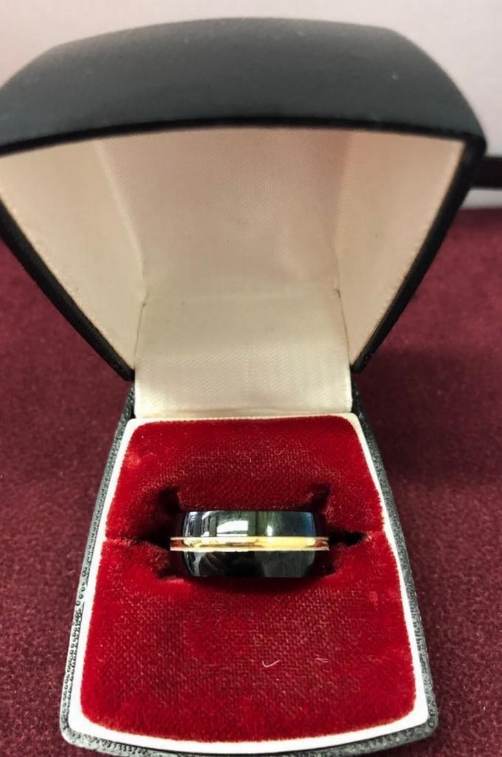 Ladies Titanium Black And Gold Engagement Ring: Ladies Titanium Black And Gold Engagement Ring, Brand New, Size 8. See Photos For Further Inquiry.