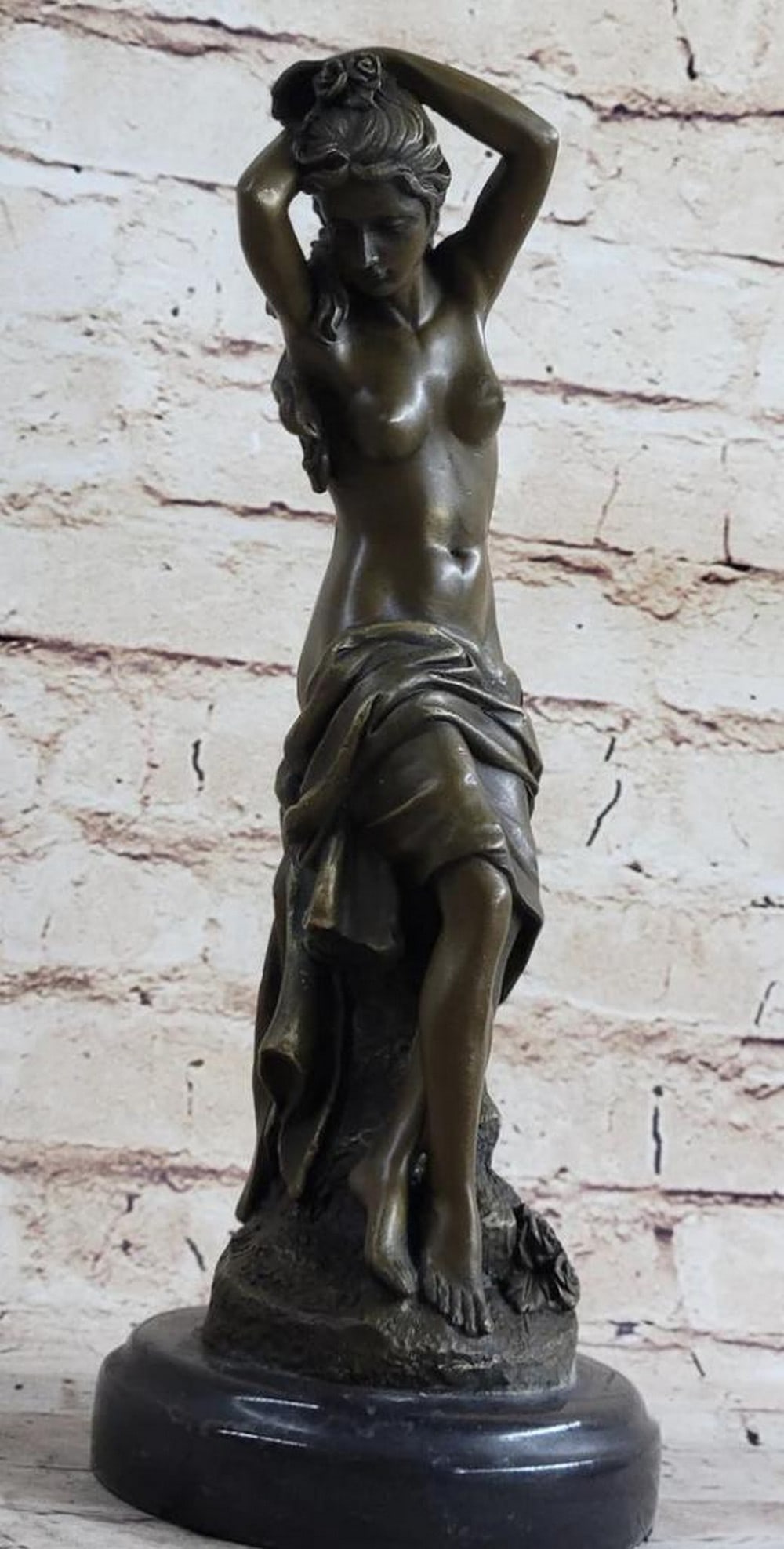 Classical Elegance Original Bronze Sculpture of a Beautiful Nude Female Figure - 12" x 4.5": Classical Elegance Original Bronze Sculpture of a Beautiful Nude Female Figure - 12" x 4.5" Embrace the enchanting allure embodied in this exquisite bronze sculpture, featuring a poised and co