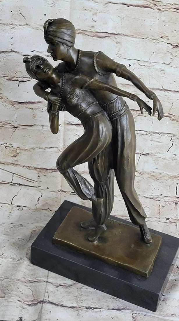 Persian Dancers" Inspired Bronze Sculpture by D.H. Chiparus - 16" x 9: "Persian Dancers" Inspired Bronze Sculpture by D.H. Chiparus - 16" x 9" The "Persian Dancers" sculpture by D.H. Chiparus captures the enchanting elegance of a male and female