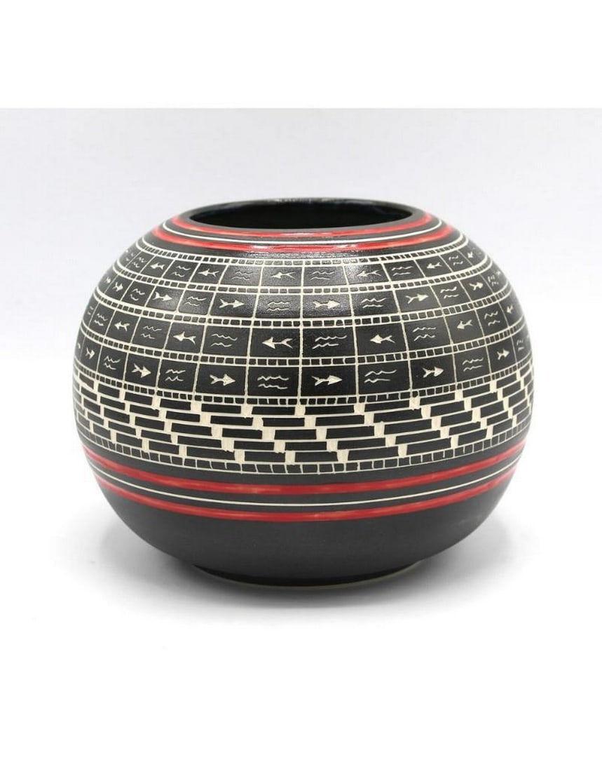 Original Patrick Leach Pot (1 of 2)