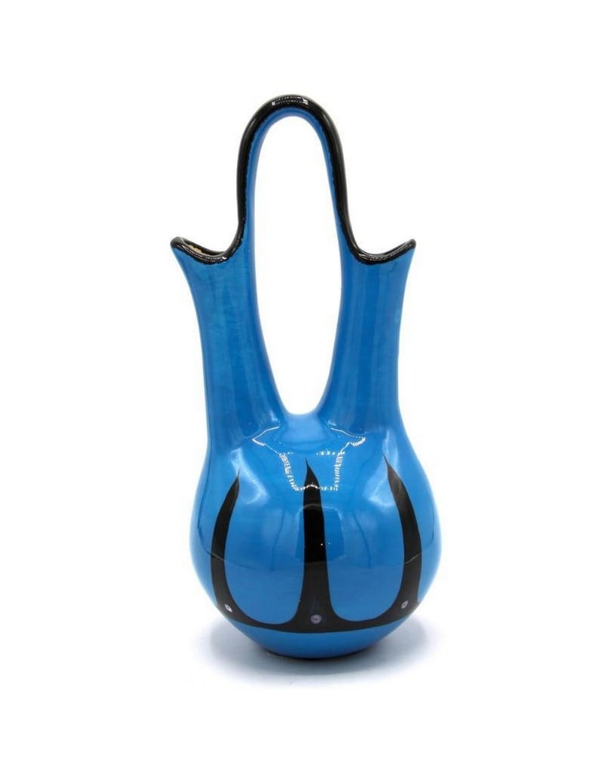 Elegant Blue Wedding Hoop Vase by Veran Pardeahtan (1 of 2)