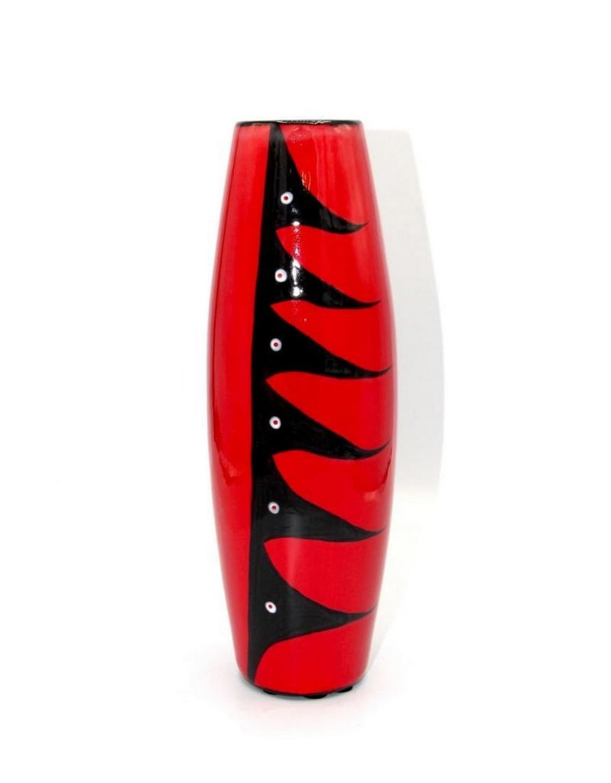 Red Long Mountain Vase by Veran Pardeahtan (1 of 2)