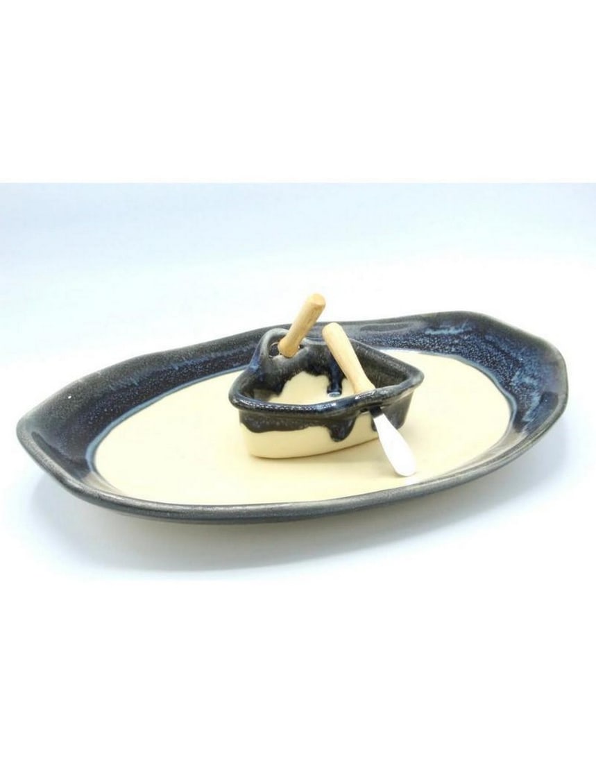 Granite Boat on Pond Serving Dip Set (1 of 1)