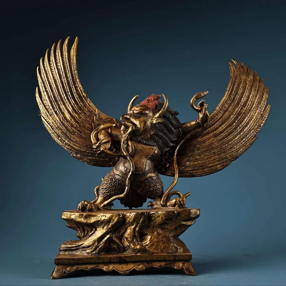 Chinese Antique Handmade Pure Copper High Relief Golden Eagle Guardian Buddha Statue: Chinese Antique Handmade Pure Copper High Relief Golden Eagle Guardian Buddha Statue A stunning Chinese antique handcrafted from pure copper, this Guardian Buddha statue is richly detailed with high r