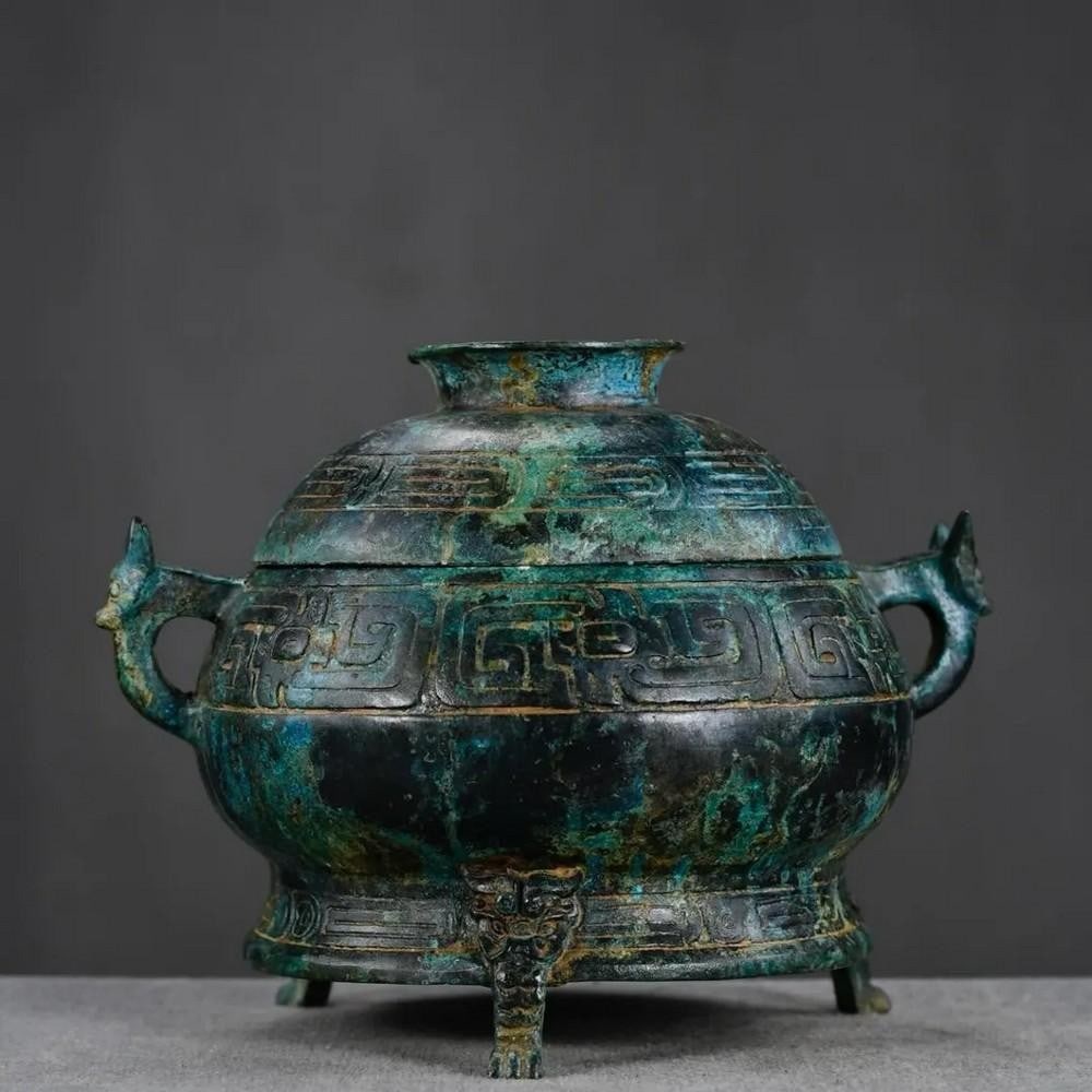 Antique Bronze Animal Ear Gui Statue (1 of 8)