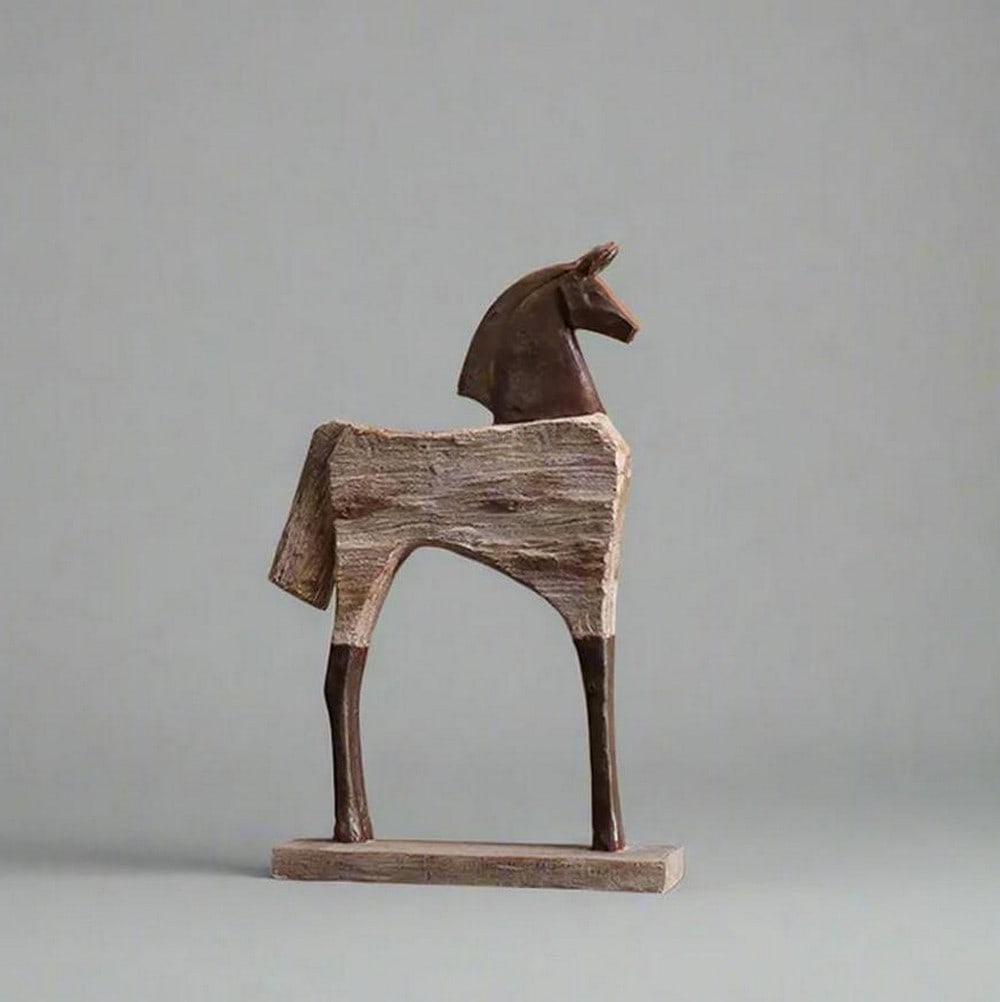 Noble Stride Sculpture (1 of 1)