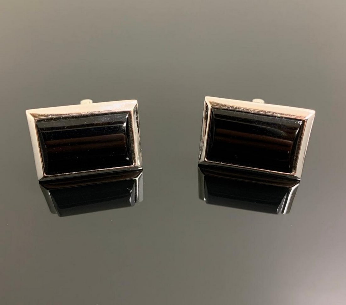 Pair of Black Onyx Cuff Links (1 of 2)