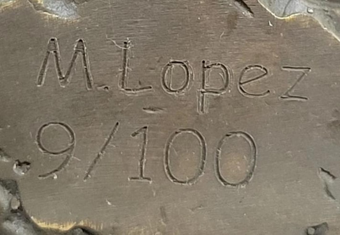 Bronze Bear Welcome Statue - 6