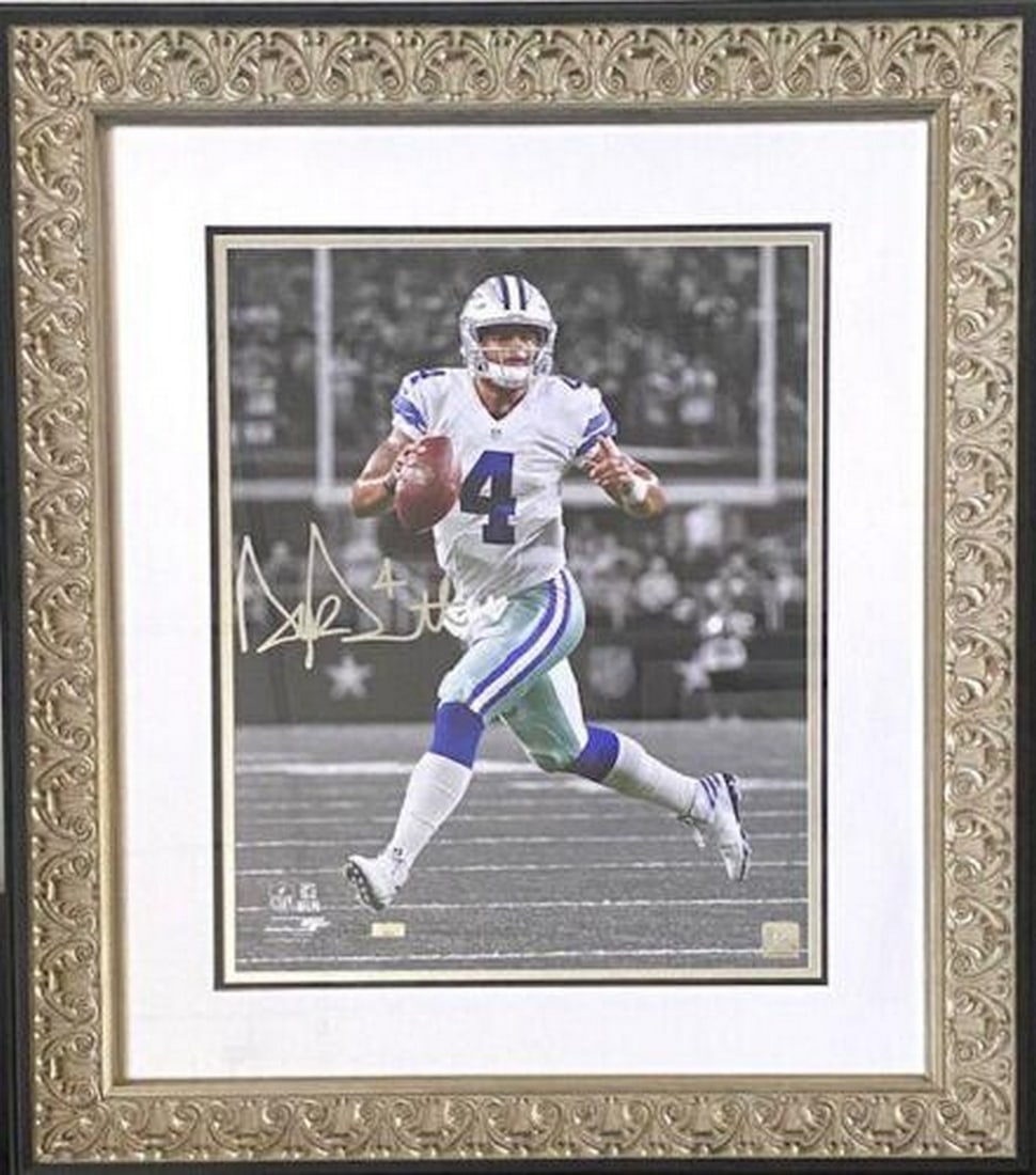 Authentic Dak Prescott "Scramble" Panini Custom Framed LE Autograph *16/20*: Authentic Dak Prescott "Scramble" Panini Custom Framed LE Autograph *16/20* Custom designed 27 1/4" x 31 1/4" Inches Dak Prescott Limited Edition "Scramble" Autographed Fram