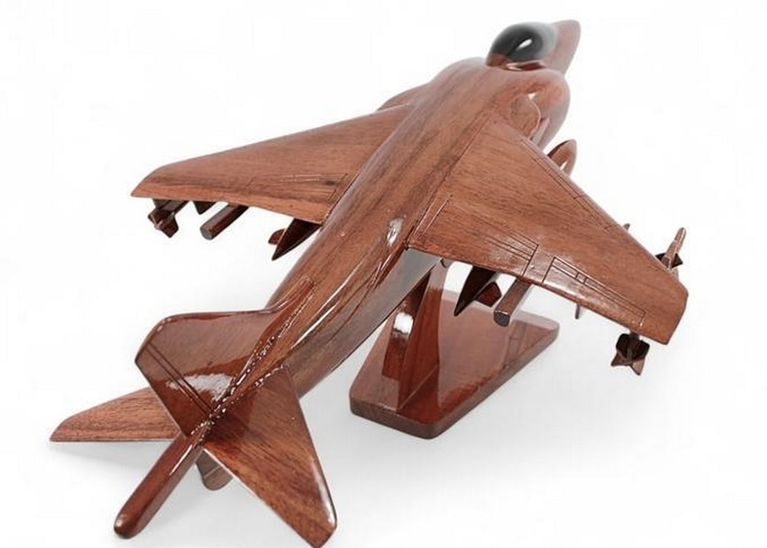AV-8 Harrier Model Plane - 3