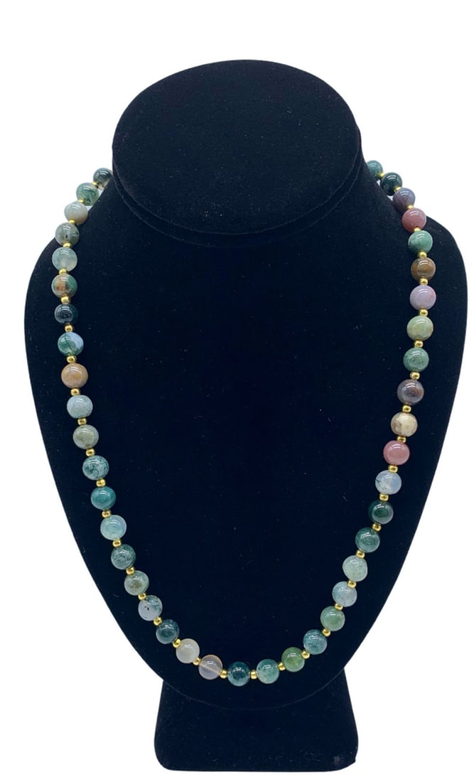 22" Handcrafted 8mm Polished Agate & Onyx Gemstone & Bead Necklace: 22" Handcrafted 8mm Polished Agate & Onyx Gemstone & Bead Necklace. An Elegant Polished Bead Necklace With A Variety Of Agate Beads With Many Different Quality Veins Accenting Its Unique