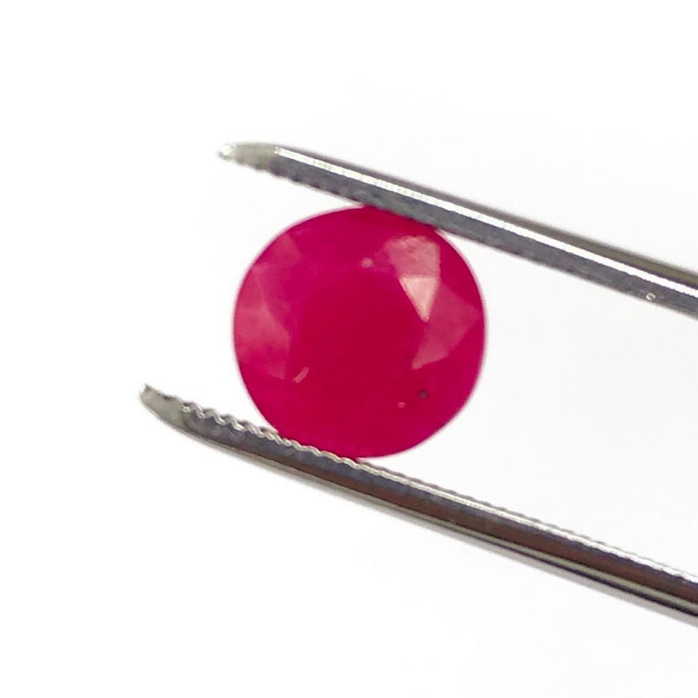 Round Faceted Ruby: Round Faceted Ruby Rubies are often associated with wealth and prosperity. Many ancient crowns were decorated with rubies, because they represented good fortune and courage. The ruby's deep red c