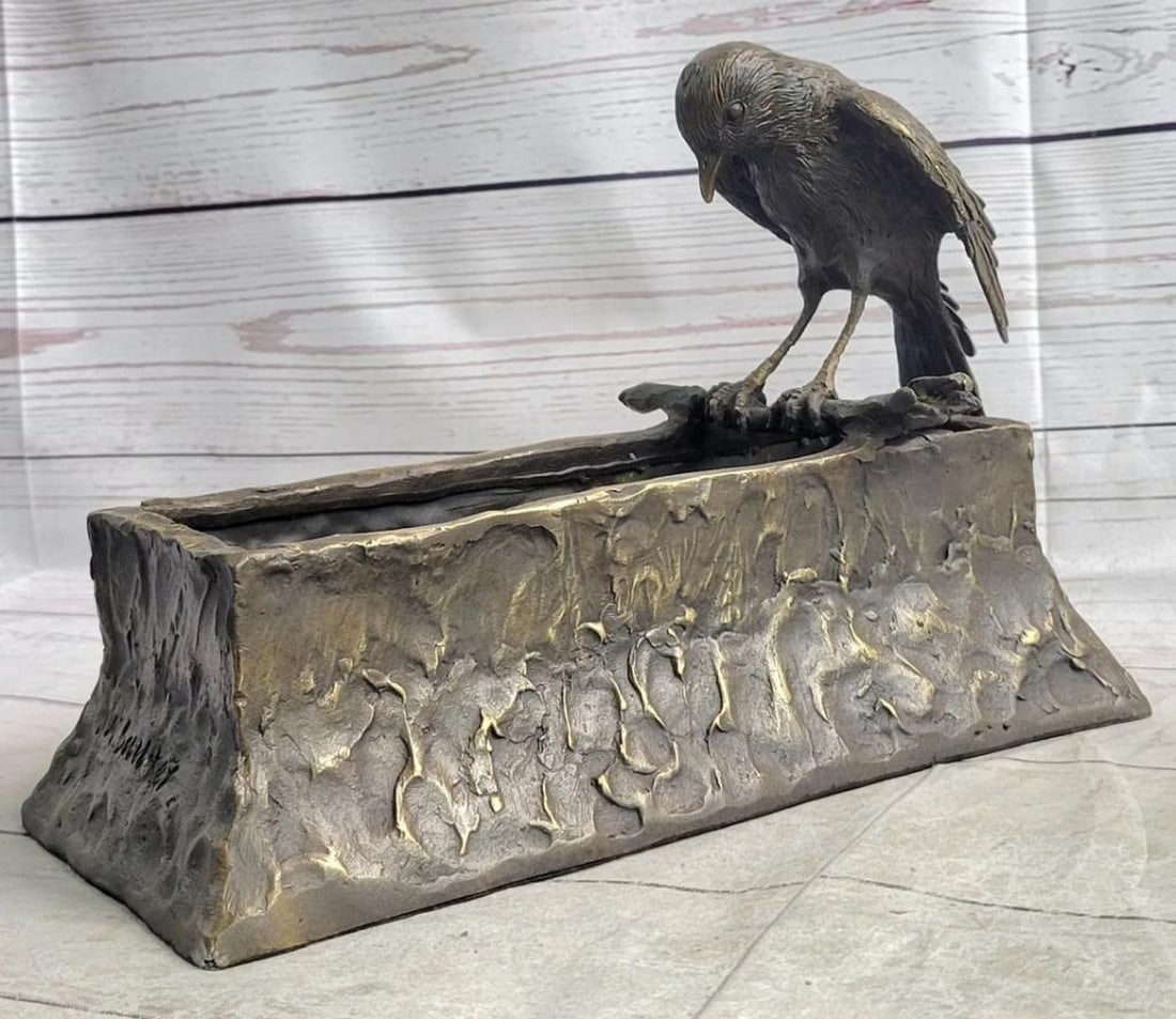 Handmade Original Bird Planter Flowerbox - 7" x 10": Handmade Original Bird Planter Flowerbox - 7" x 10" This captivating bronze planter or vase, adorned with a stunning two-tone brown patina, features a serene and graceful depiction of a Love