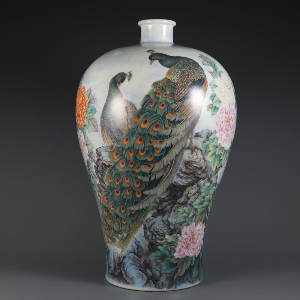 Boutique Qing Dynasty Qianlong Enamelled Phoenix and Peony Pattern Plum Bottle: Boutique Qing Dynasty Qianlong Enamelled Phoenix and Peony Pattern Plum Bottle A finely crafted enamel-colored plum bottle from the Qianlong period of the Qing Dynasty. The vessel is elegantly decorat