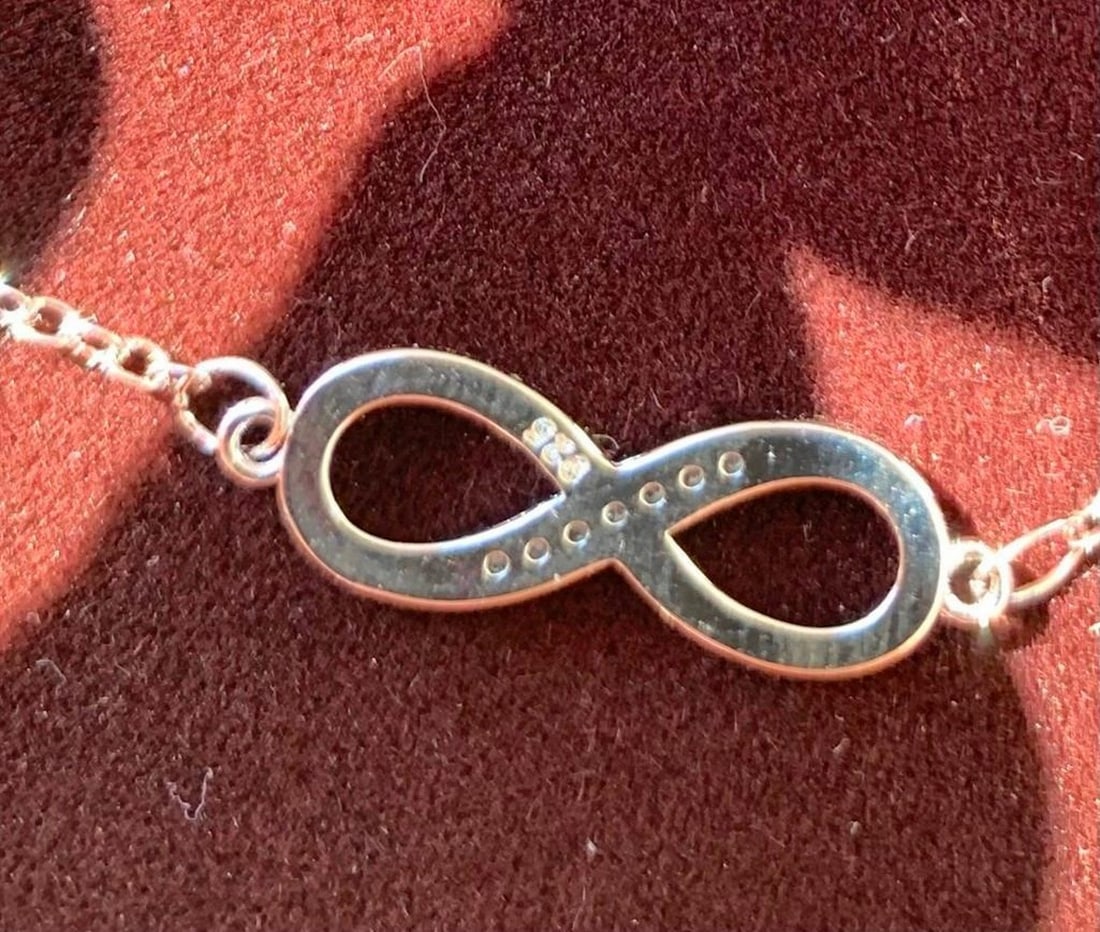 Endless Elegance Bracelet - 5