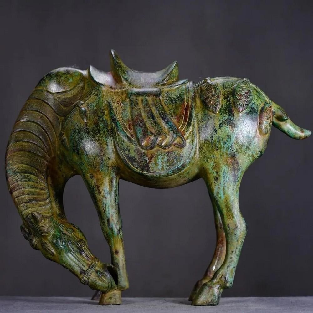 Antique Chinese Horse Bronze Statue: Antique Chinese Horse Bronze Statue This antique Chinese bronze horse statue embodies grace, strength, and loyalty, central themes in Chinese culture. Expertly crafted with intricate detailing, it c