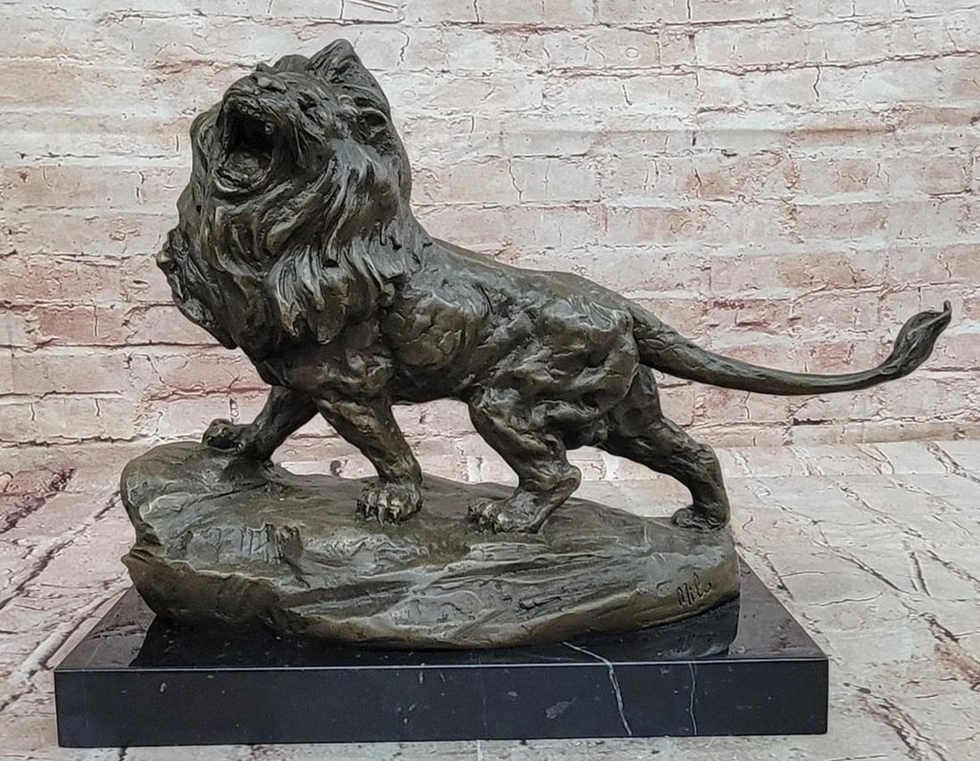Miguel Lopez (Milo) Original Bronze Sculpture of Roaring Lion – 12" x 16": Miguel Lopez (Milo) Original Bronze Sculpture of Roaring Lion – 12" x 16" This bronze sculpture depicts a roaring lion, rendered in an abstract contemporary style emphasizing form, movement,