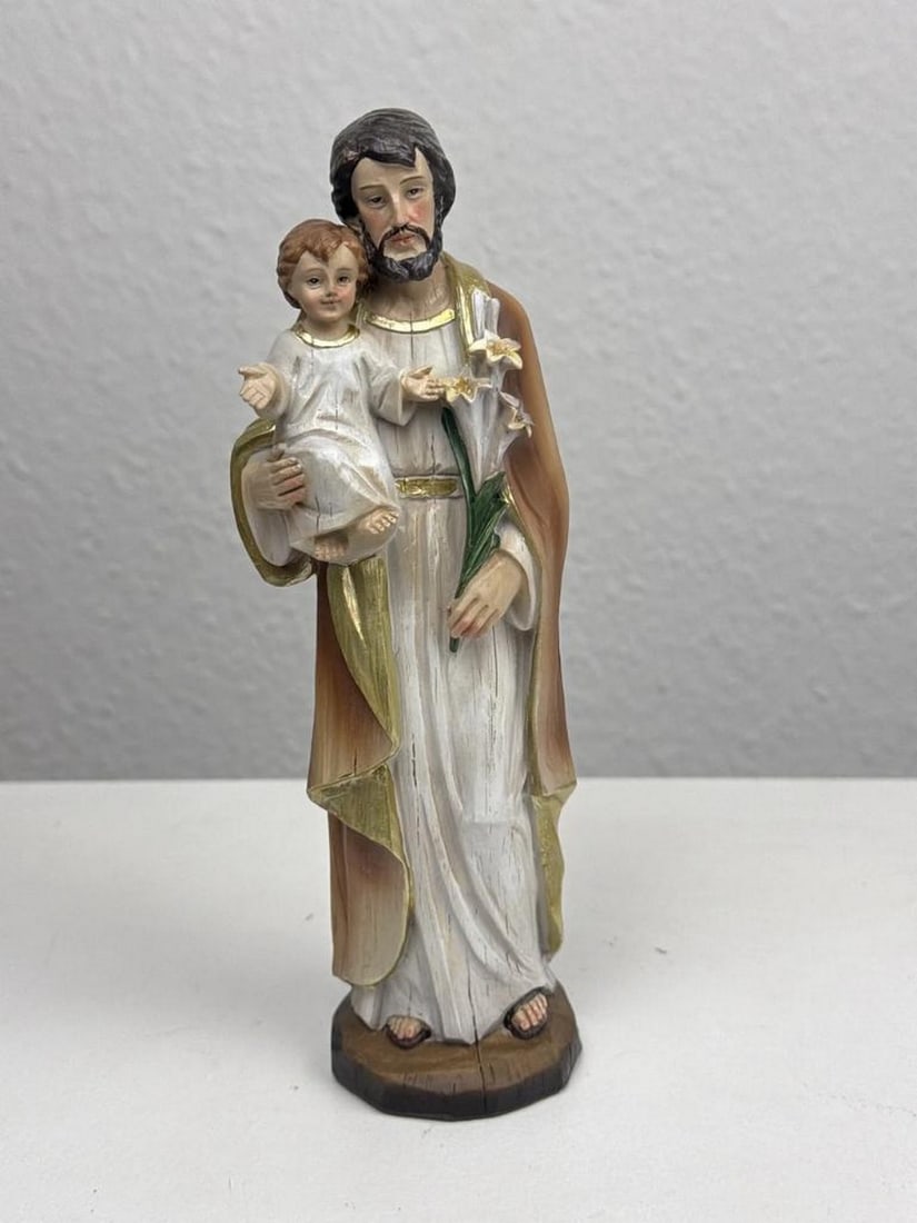 Saint Joseph – Protector of Homes Statue (1 of 5)