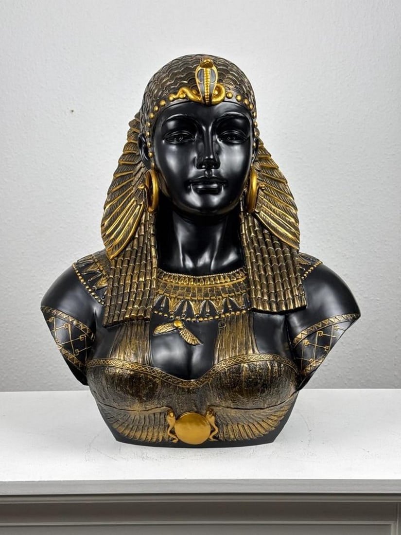 Queen Cleopatra – Regal Black and Gold Sculpture (1 of 6)