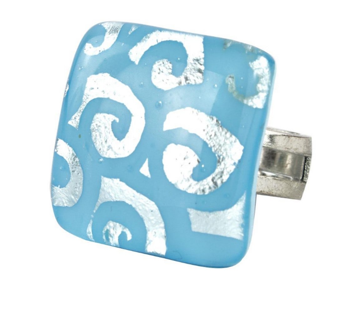 Charming Light Blue Murano Glass Ring with Silver Leaf: Charming Light Blue Murano Glass Ring with Silver Leaf Handcrafted Murano glass ring created using the hot modeling technique, featuring engraved silver leaf. The ring is adjustable to fit any finger