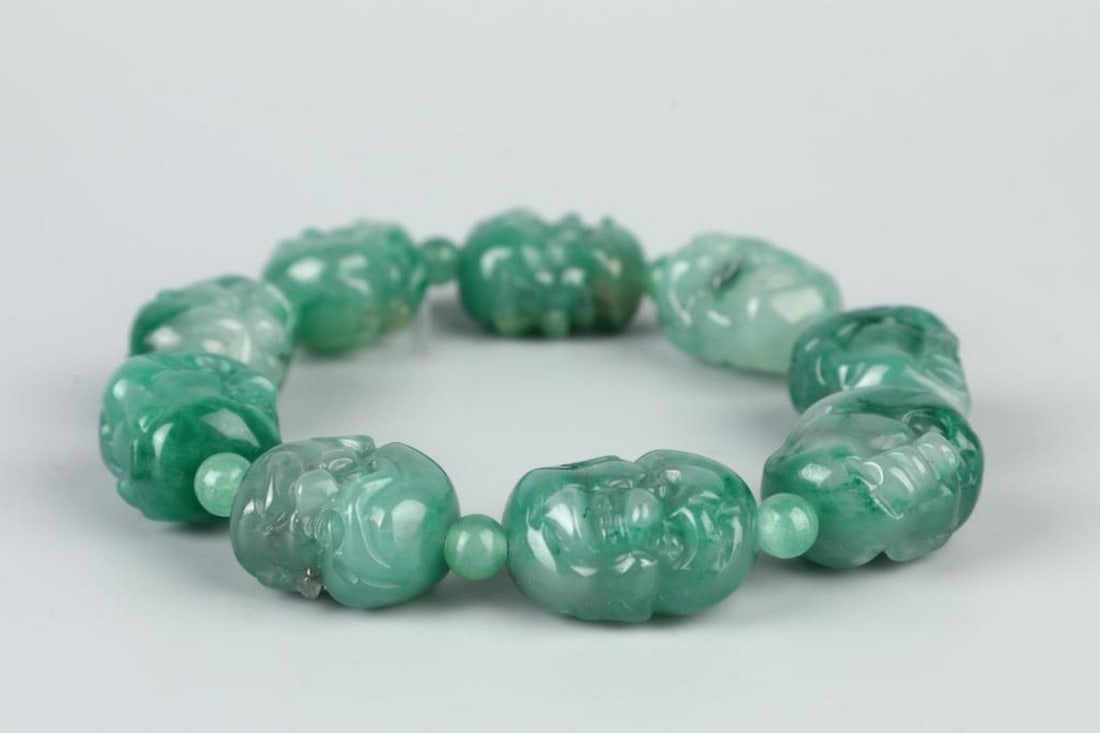 Timeless Elegance: Handcrafted Jade Bracelet - 6
