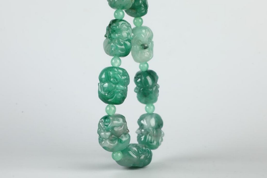 Timeless Elegance: Handcrafted Jade Bracelet - 8