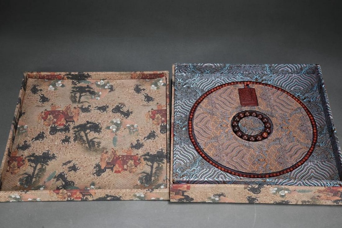 Inspired Palace Collection Fusen Red Clay Agarwood Guanyin Pendant with Matching Bracelet: Inspired Palace Collection Fusen Red Clay Agarwood Guanyin Pendant with Matching Bracelet Inspired from an esteemed old palace collection, this refined set includes a Guanyin pendant and bracelet