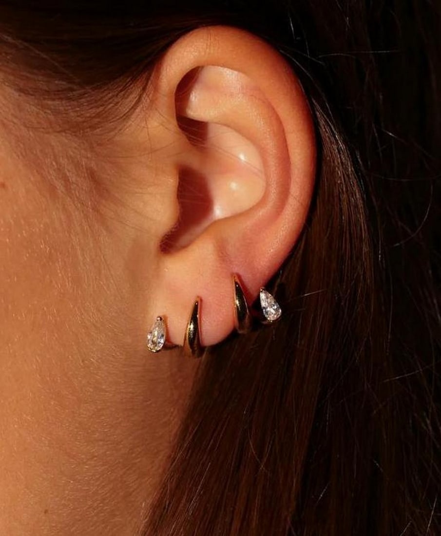 Golden Dewdrop Huggies - 4