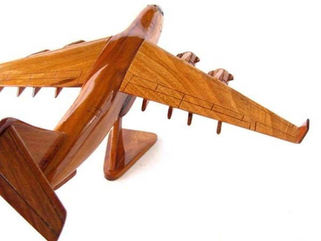 C17 Globemaster Model Plane - 4