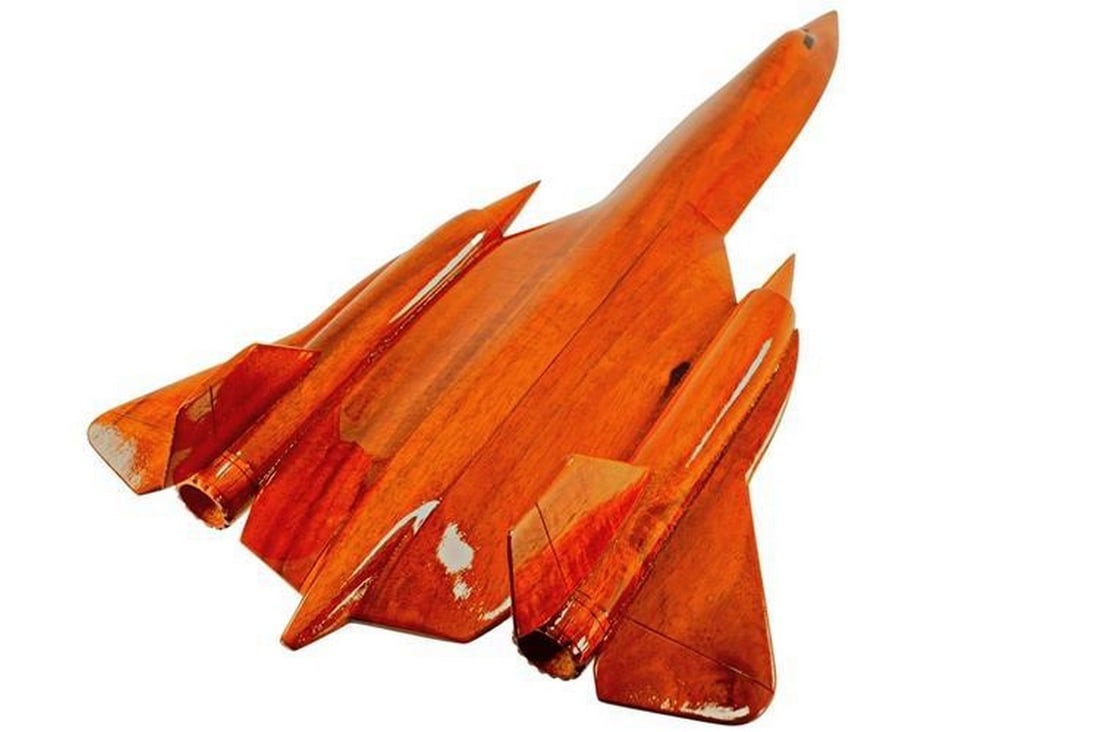 SR-71 Blackbird Model Plane - 3