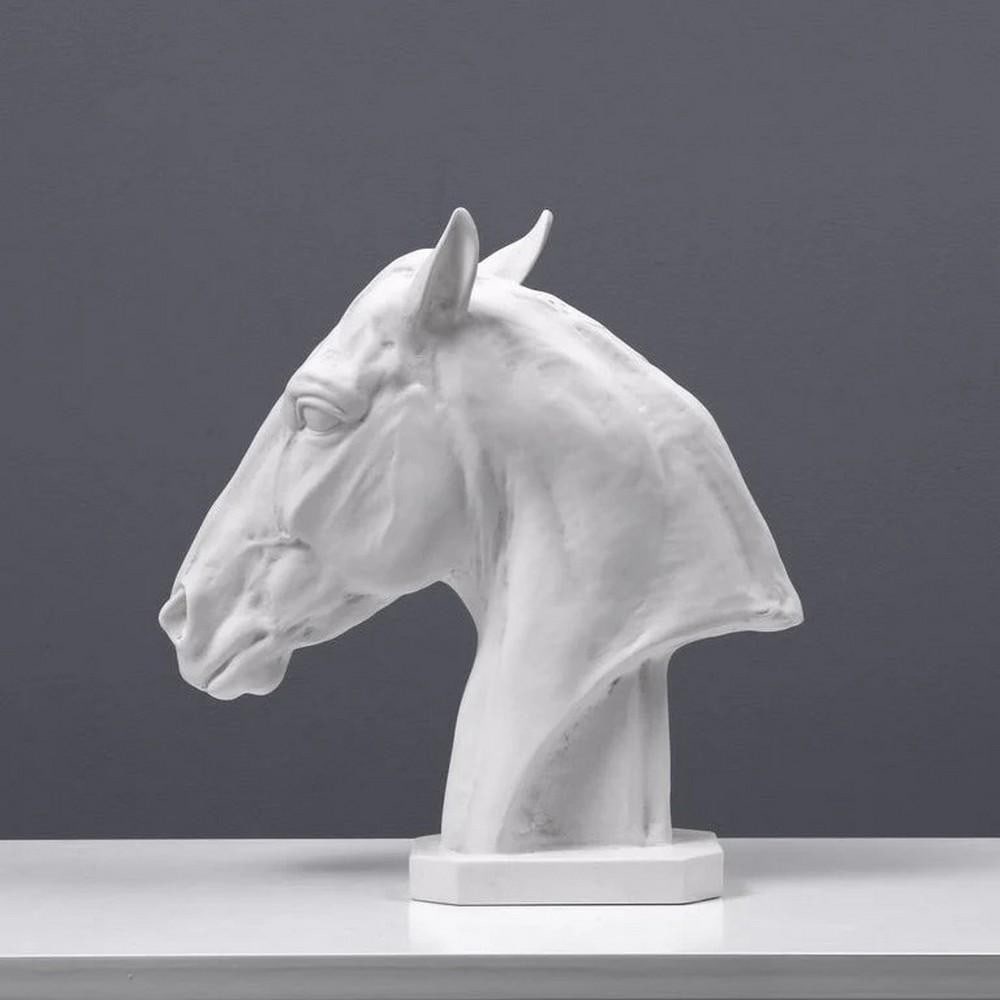 Thoroughbred Horse Head Statue - Albert Hinrich Hussman Reproduction - (15.4lbs): Thoroughbred Horse Head Statue - Albert Hinrich Hussman Reproduction - (15.4lbs) Indulge in the exquisite beauty of this thoroughbred horse head statue, crafted in homage to the renowned artist
