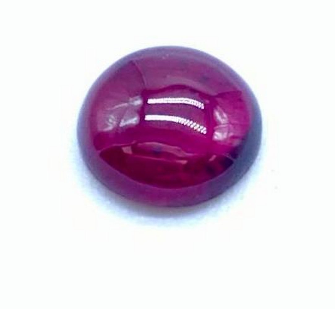 0.26ct Plum Purple Round Cut Amethyst Gemstone: 0.26ct Plum Purple Round Cut Amethyst Gemstone Dimensions: 6mm x 6mm x 1.5mm Colour: Plum Purple Total Carat Weight: 0.26ct Untreated Please view photos for further details.