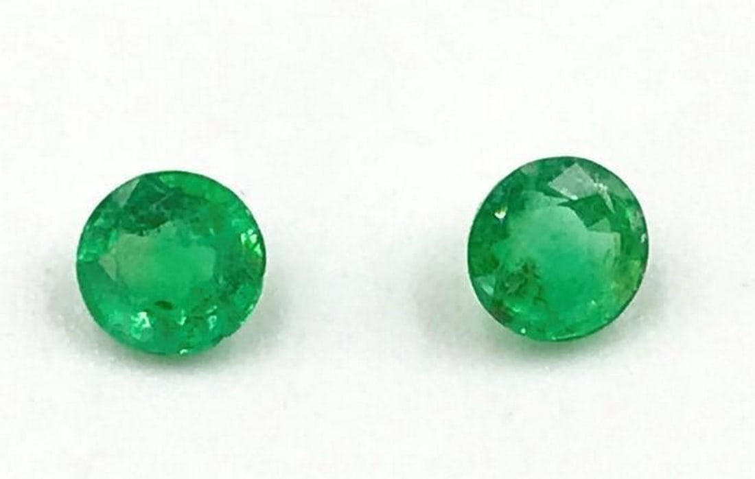 0.67ct Pair of Faceted Emerald Round Gemstones (1 of 1)