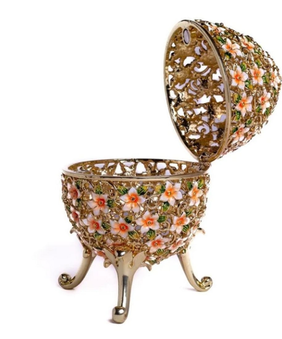 Blossom Elegance: Flower-Adorned Faberge Egg - 2