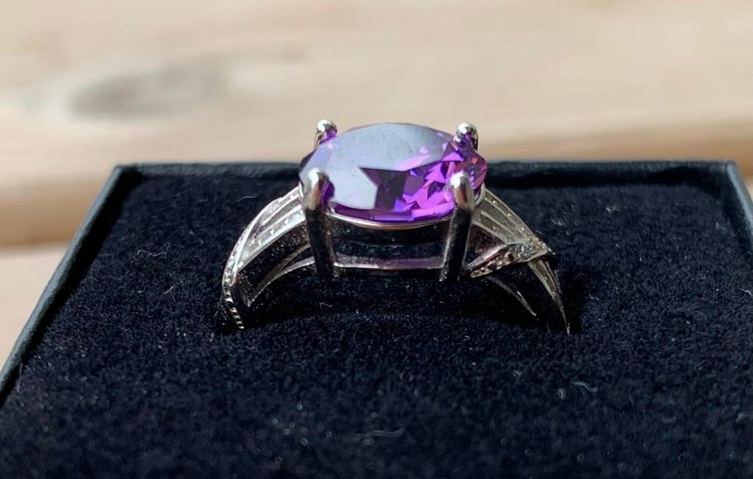 Sterling Silver Ring with Round Amethyst - 5
