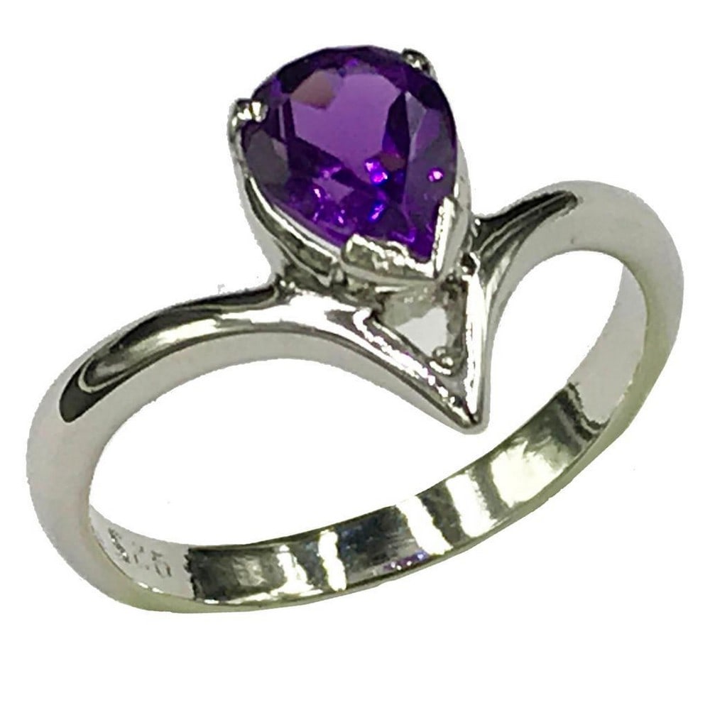 925 Sterling Silver Ring with an Teardrop Amethyst Gemstone in a Teardrop Setting: 925 Sterling Silver Ring with an Teardrop Amethyst Gemstone in a Teardrop Setting. The crystals represent purification and connection to spiritual and divine beings. The meaning of amethyst is
