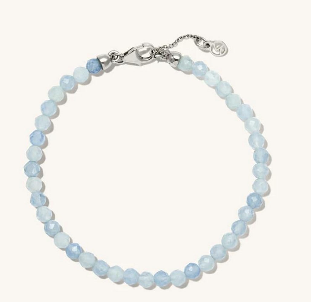 Olivia Classic Beaded Chain Bracelet: Olivia Classic Beaded Chain Bracelet The Olivia bracelet blends effortless charm with timeless simplicity. Featuring a strand of evenly spaced, polished beads, it offers subtle texture and a graceful