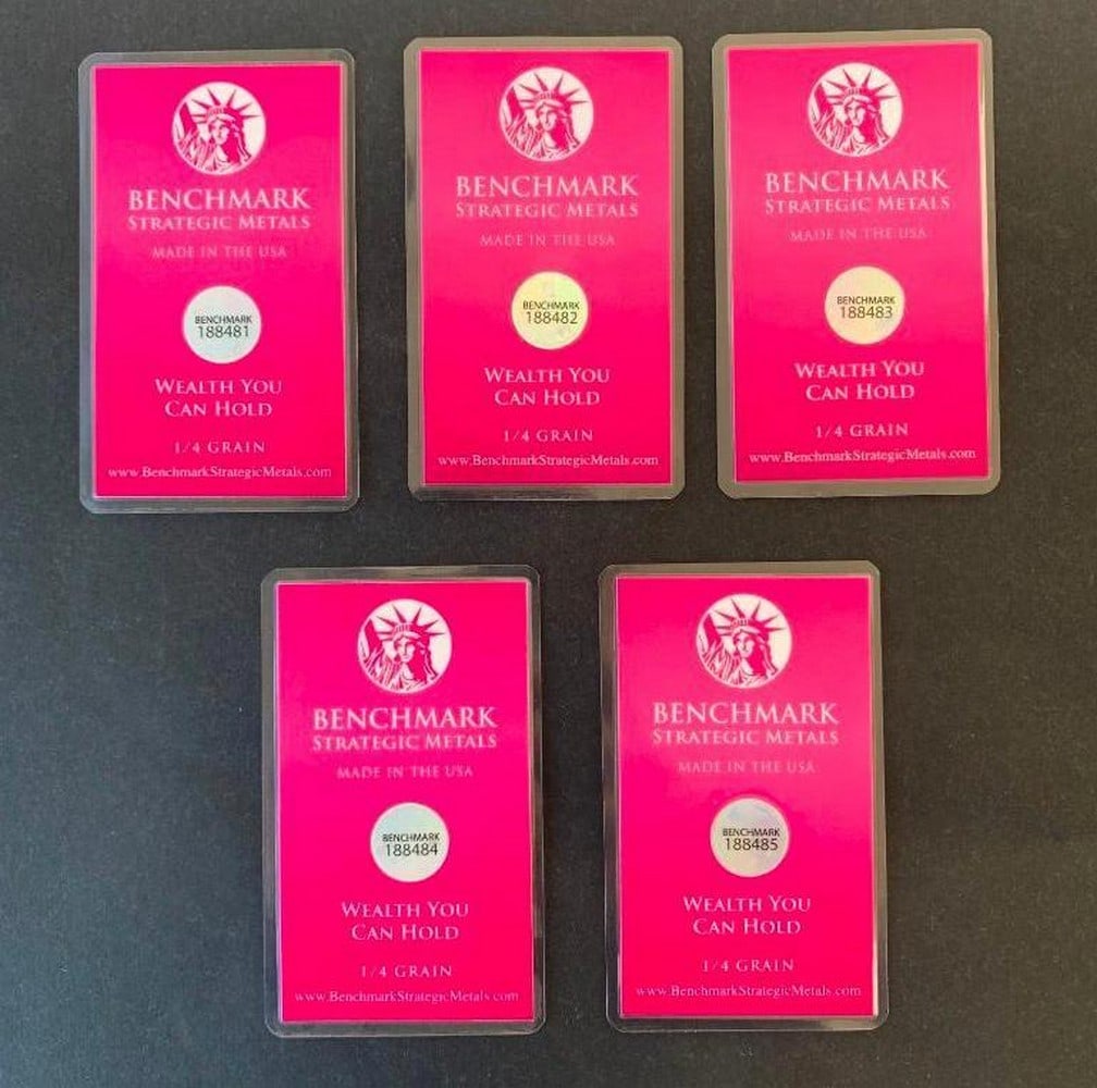 Lot of Five Benchmark 1/4 Grain .999 Fine Gold Bars in COA Cards: Lot of Five Benchmark 1/4 Grain .999 Fine Gold Bars in COA Cards This is a set of five Benchmark Certificate of Authenticity cards, each containing an encapsulated 1/4 grain .999 fine gold bar.