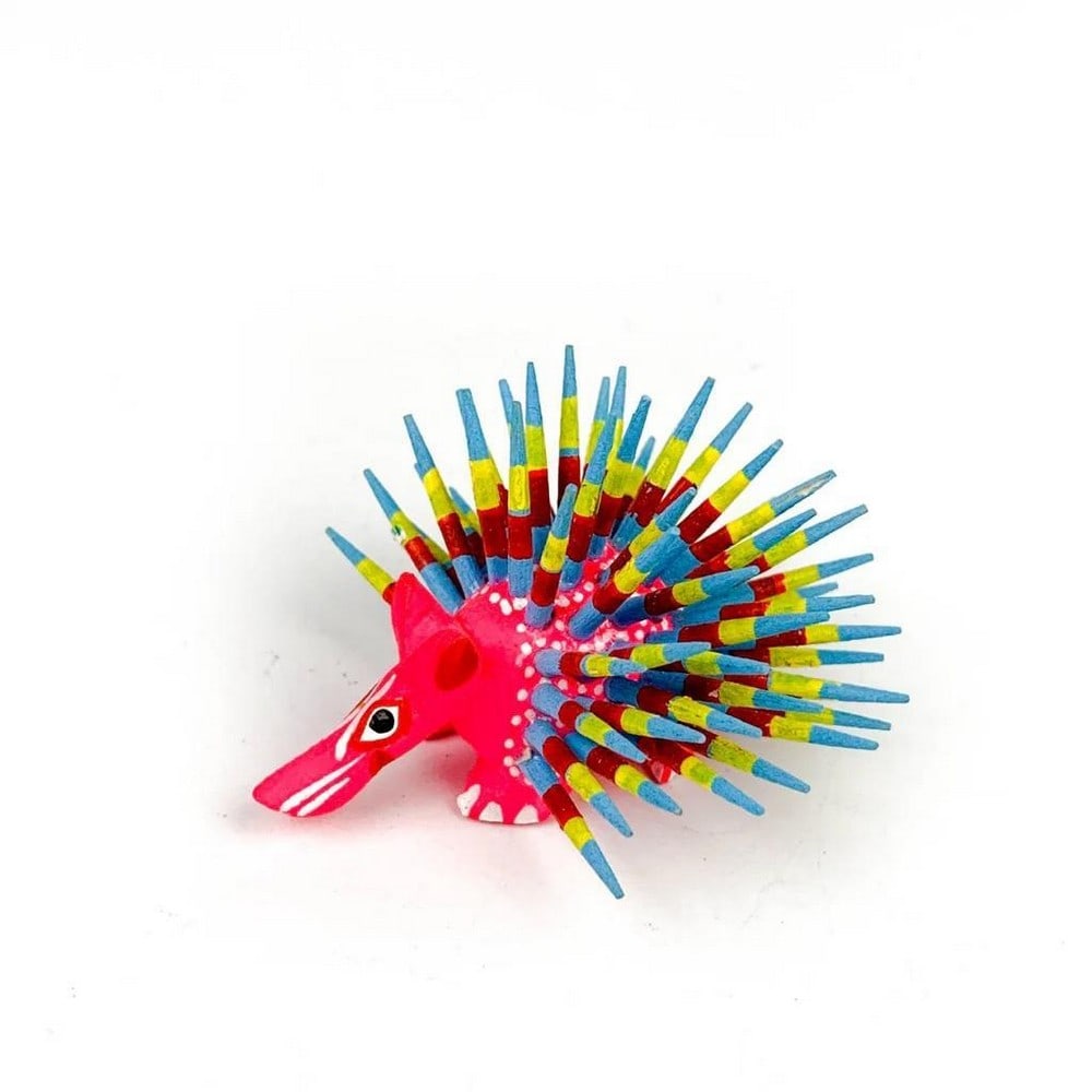 Tiny Porcupine – Hand-Carved Oaxacan Alebrije (1 of 4)