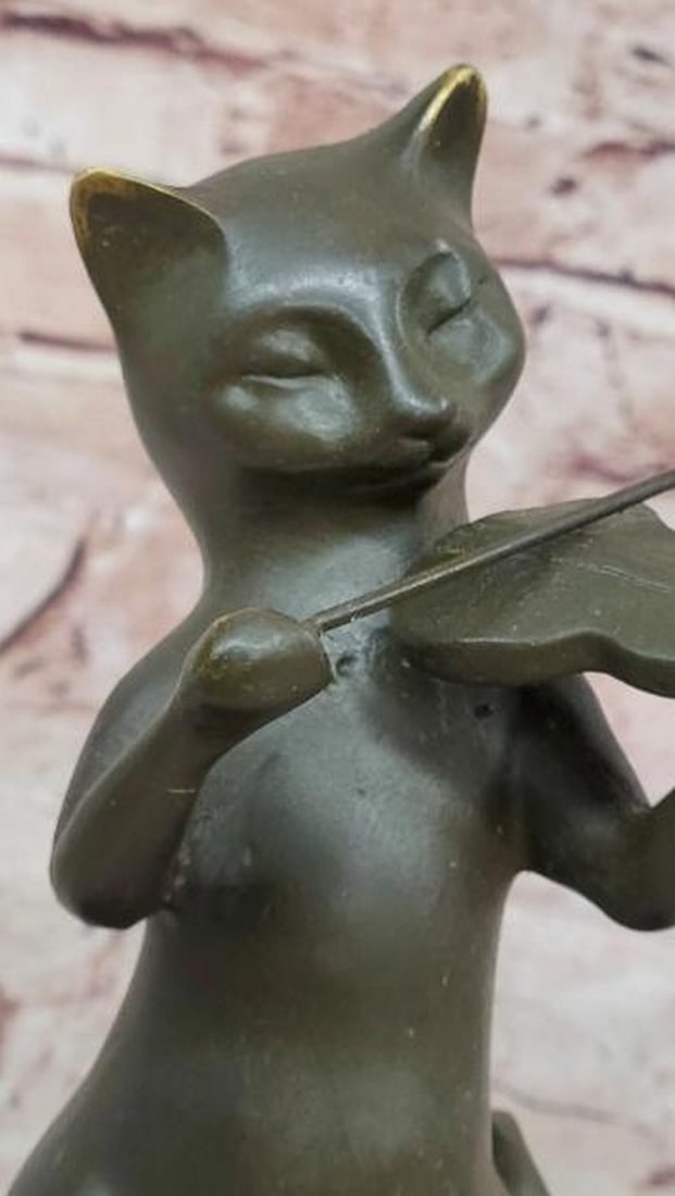Melodic Whimsy: Bronze Cat Playing Violin - 4