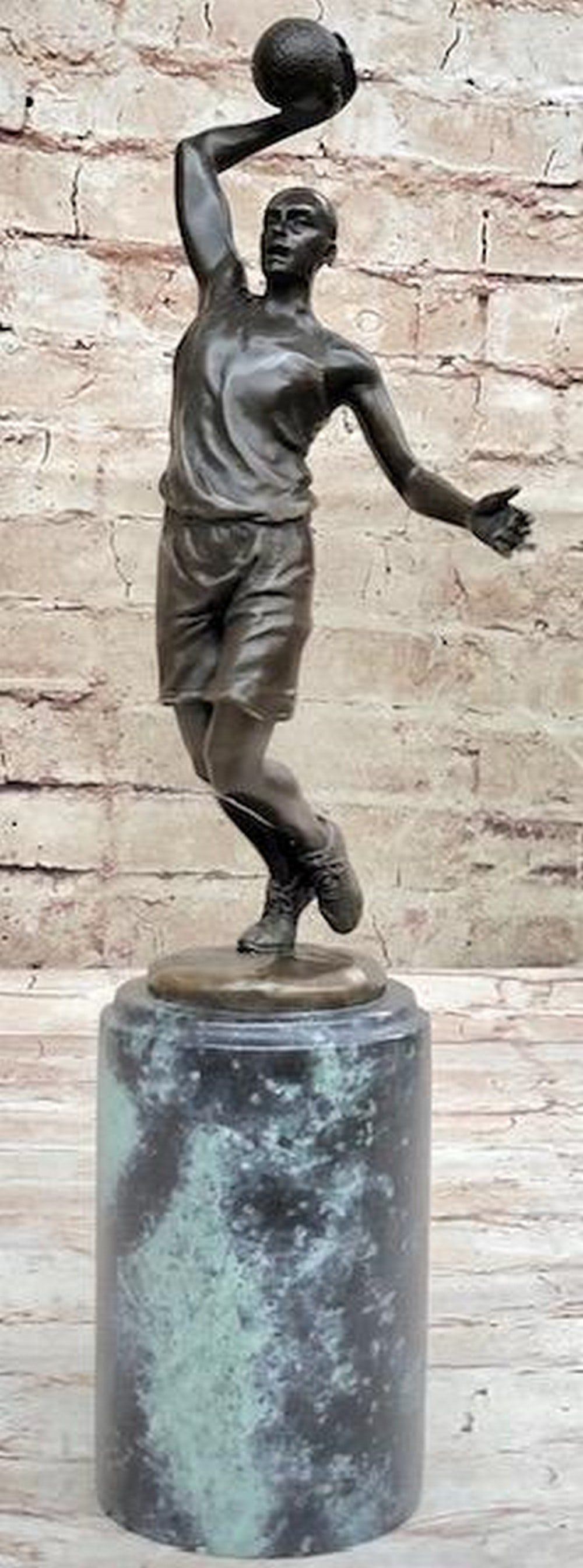 Basketball Player Mid-dunk Original Bronze Statue - 14" x 3": Basketball Player Mid-dunk Original Bronze Statue - 14" x 3" Celebrate the legendary prowess of a basketball player with this dynamic bronze sculpture that captures the essence of the sport.