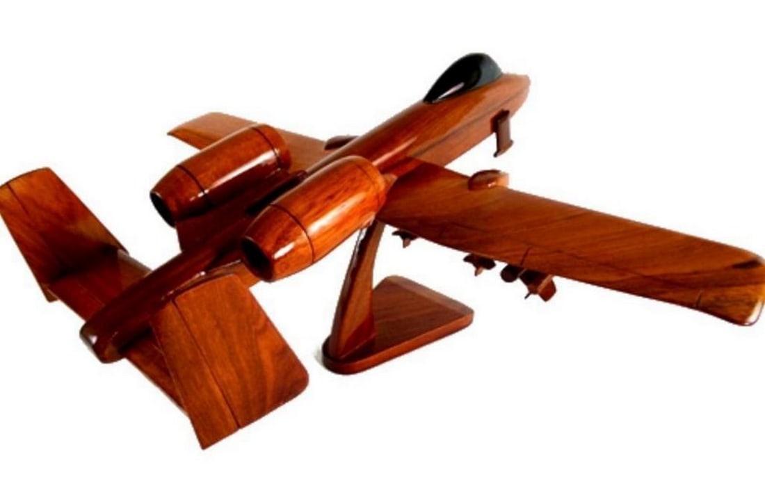 A-10 Thunderbolt Model Aircraft - 4