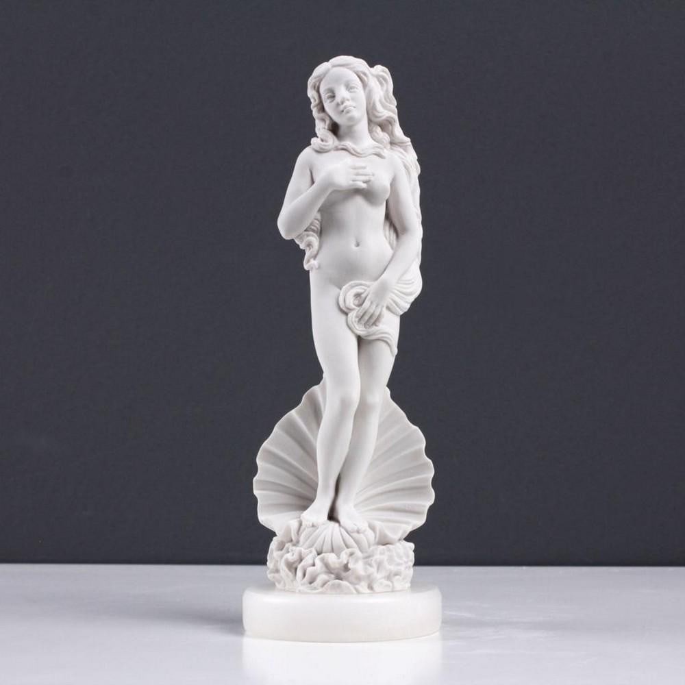 Carrara Marble Sculpture "Birth of Venus" - (0.4lbs): Carrara Marble Sculpture "Birth of Venus" - (0.4lbs) The Venus sculpture captures the essence of "The Birth of Venus," an iconic painting by the Italian artist Sandro Botticelli, beli