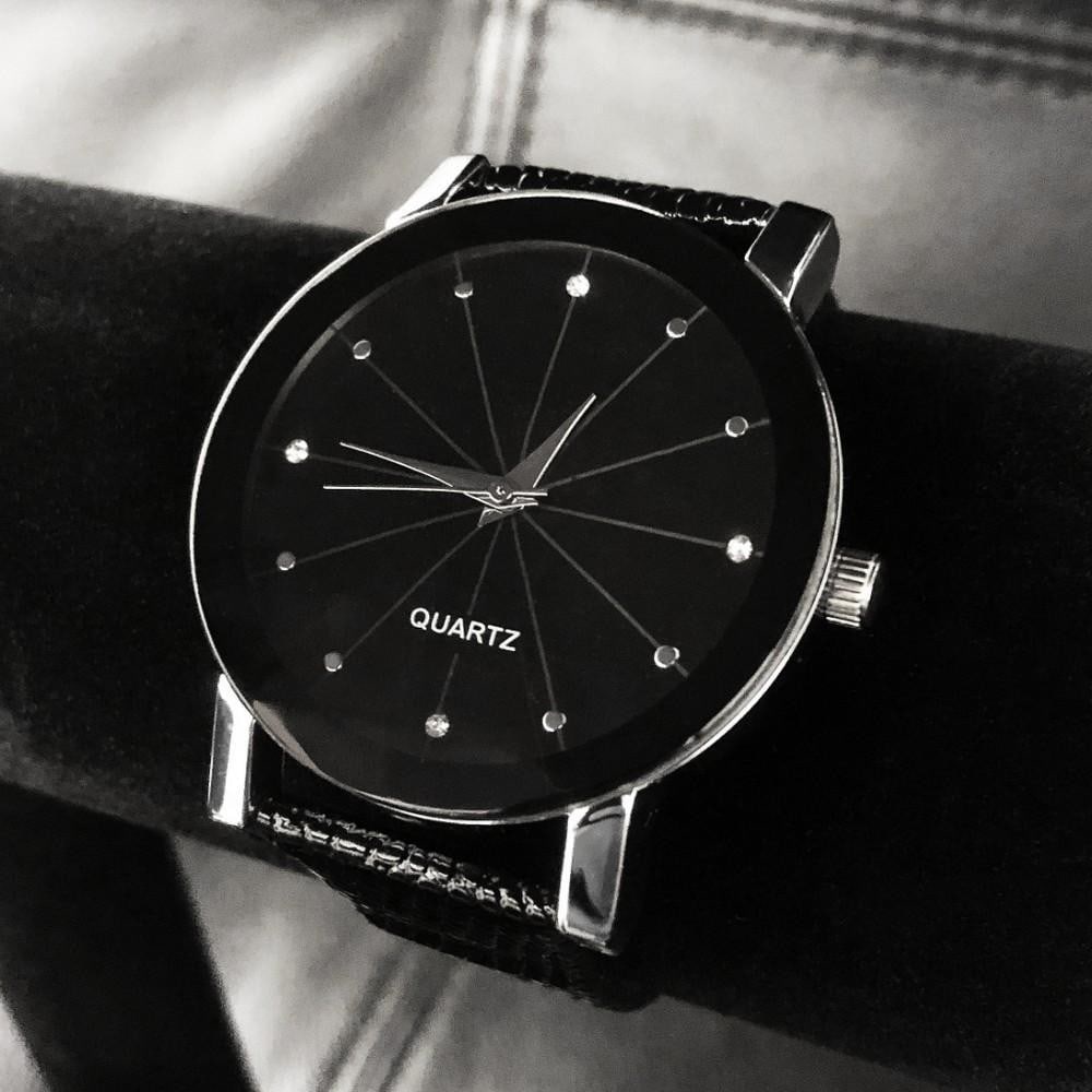 Large Quartz Stainless Steel Watch: Great Watch, Brand New and working. Quartz Stainless Steel Watch. Accompanied With Lizard Pattern Luxury Watch Band. Looks Great On The Wrist.