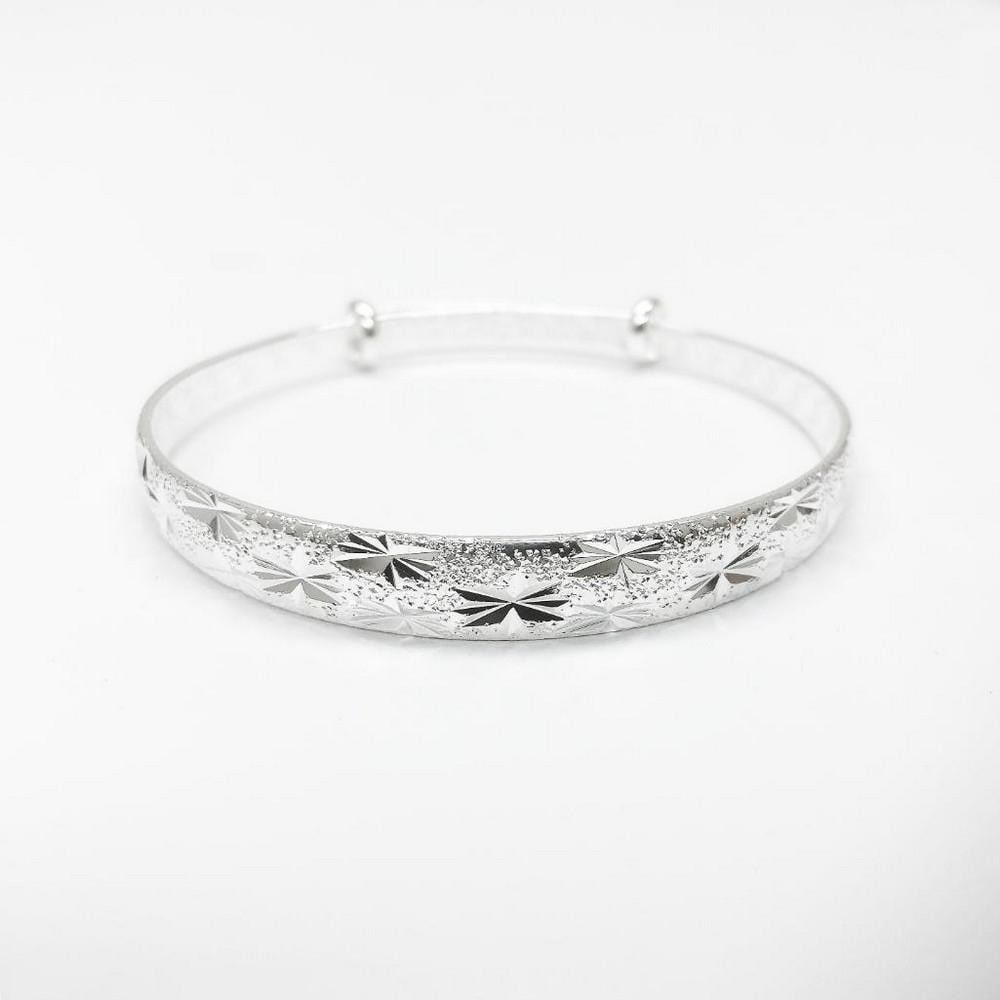 Asian Tibetan Silver Clover Bangle: Asian Tibetan Silver Clover Bangle. View Photos For Further Details.