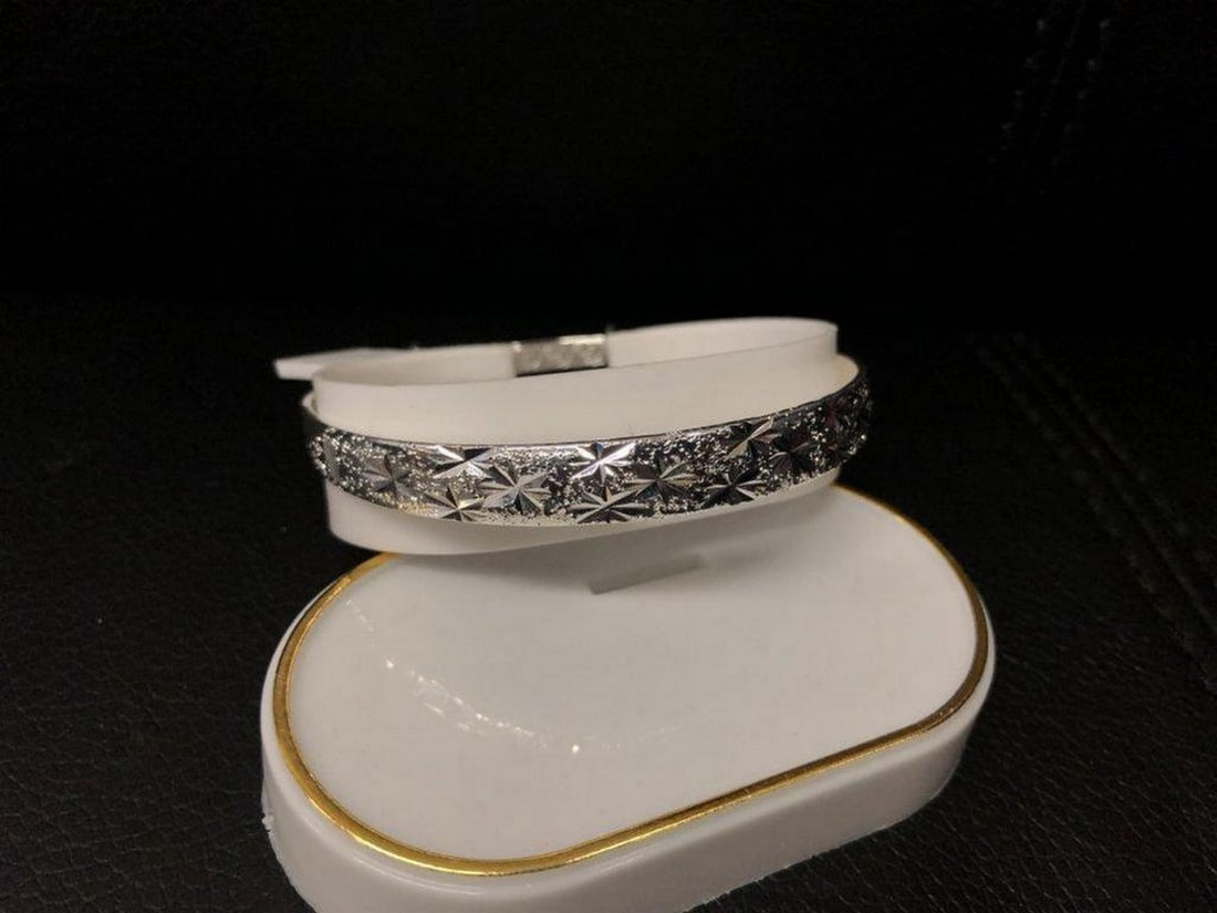 Asian Silver Plated Clover Bangle - 3