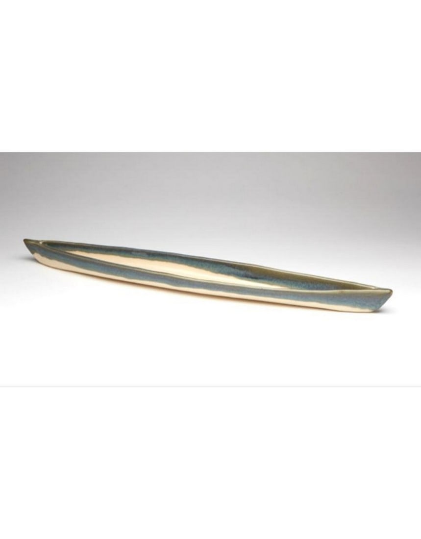 Seaside Kayak Appetizer Server: Seaside Kayak Appetizer Server This piece is perfect for serving appetizers! Arrange your favorite cheeses, olives, crackers, and more for a beautiful presentation that will impress your guests.