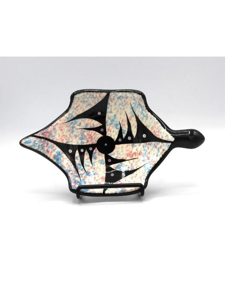 Alberta Clay Multicolor Turtle Dish by Veran Pardaehtan: Alberta Clay Multicolor Turtle Dish by Veran Pardaehtan According to Native legend, the turtle offered its back to become the foundation of Turtle Island (North America). The Turtle Dish,